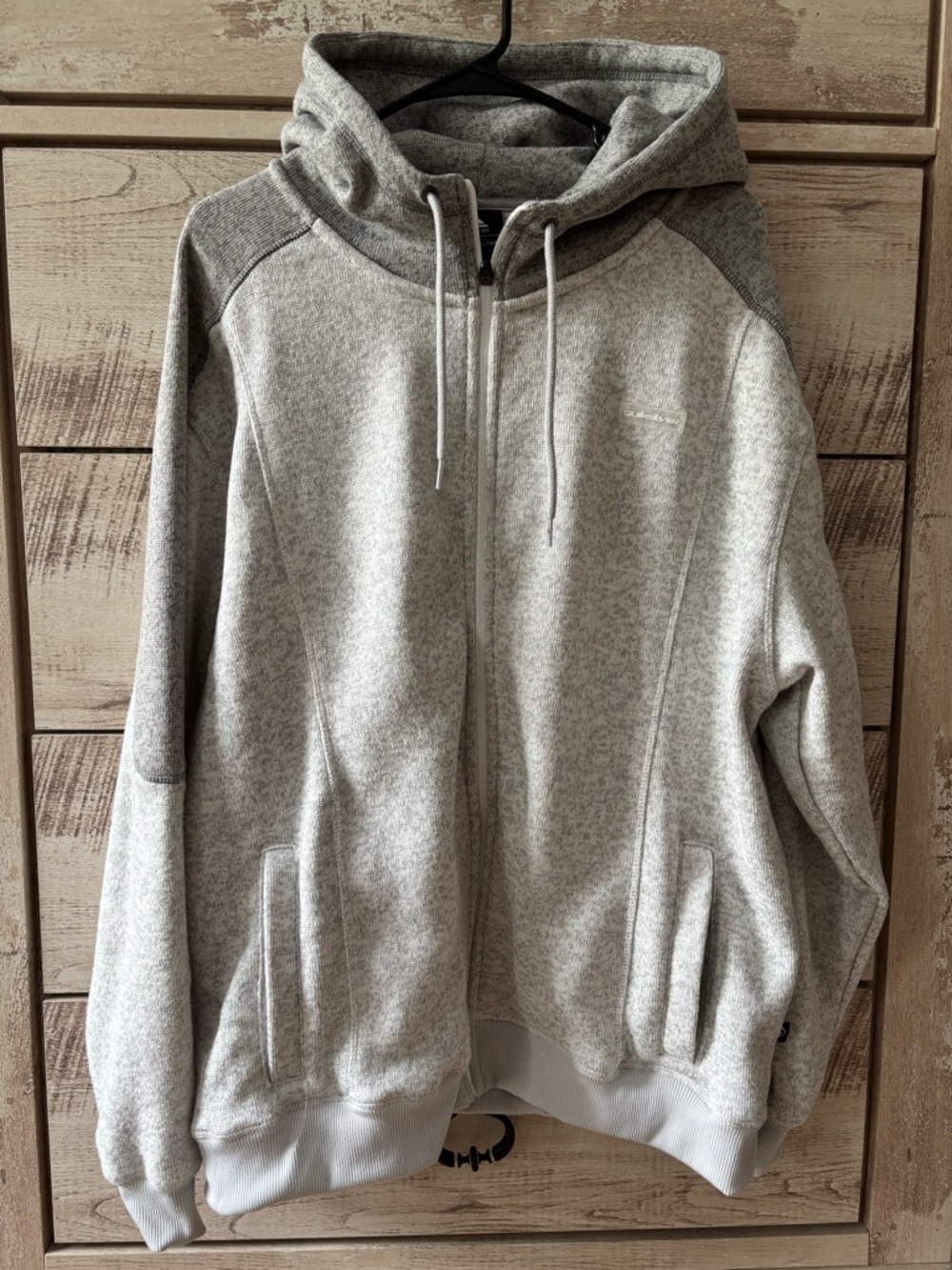 NWOT - Quiksilver 
Men’s  super soft Full-Zip Hooded Sweater / jacket